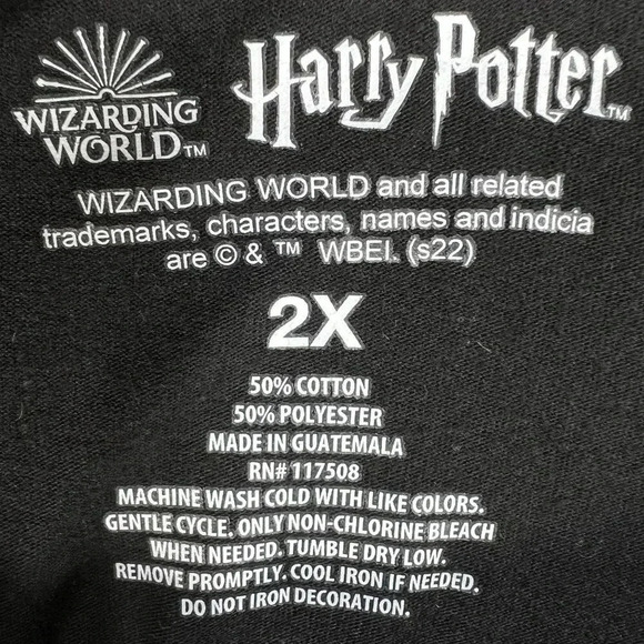 Harry Potter Hogwarts 2X Long Sleeve Blk Shirt Wizarding World Crest Logo Witchy - Picture 8 of 13